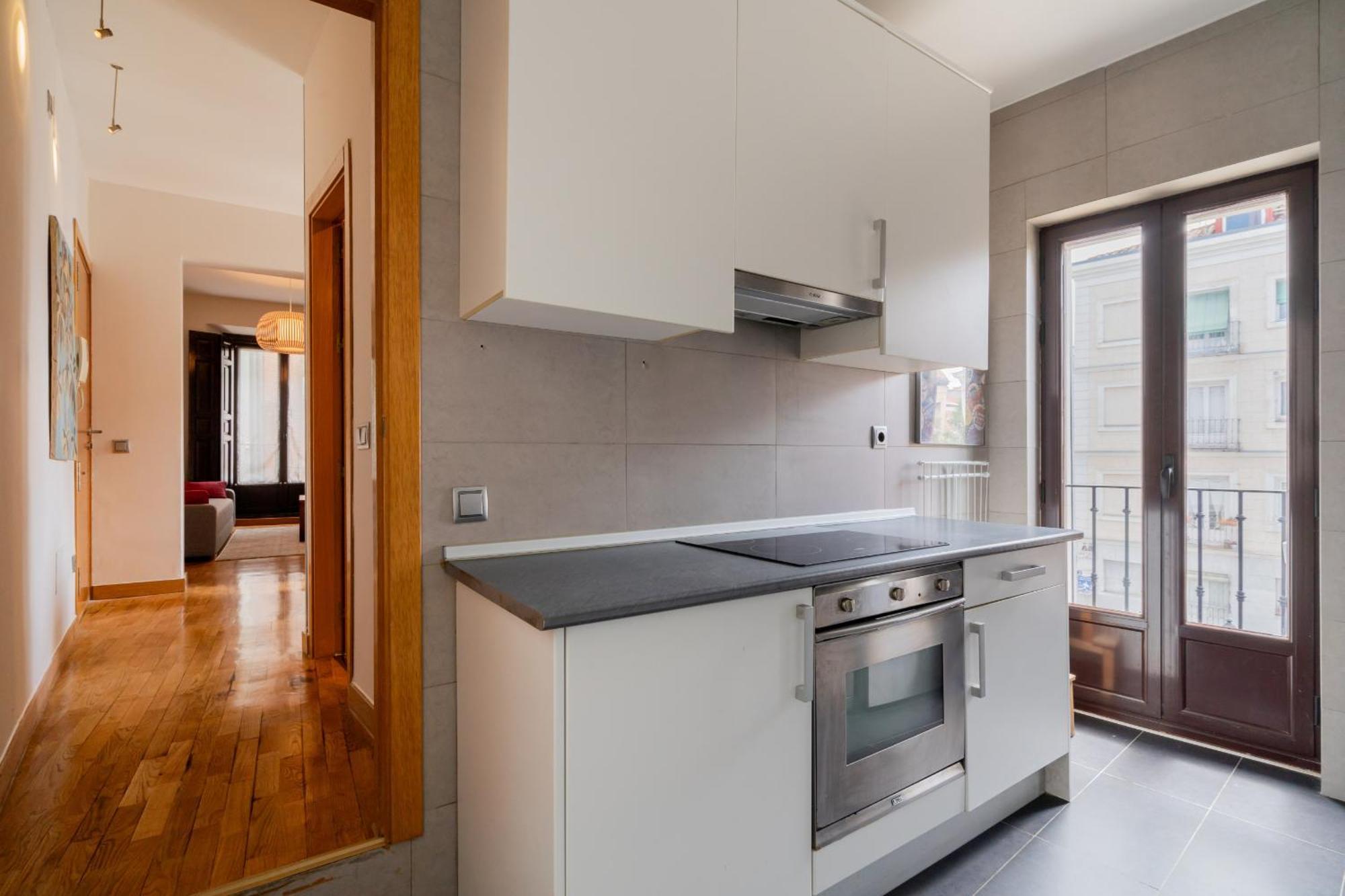 Apartamento Exterior En Lavapies Alquiler Temporal มาดริด ภายนอก รูปภาพ