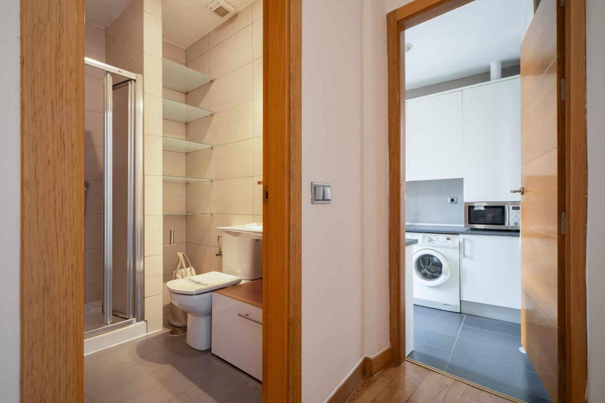 Apartamento Exterior En Lavapies Alquiler Temporal มาดริด ภายนอก รูปภาพ
