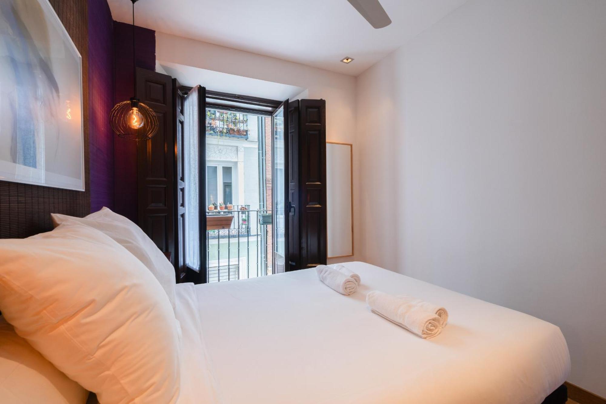 Apartamento Exterior En Lavapies Alquiler Temporal มาดริด ภายนอก รูปภาพ