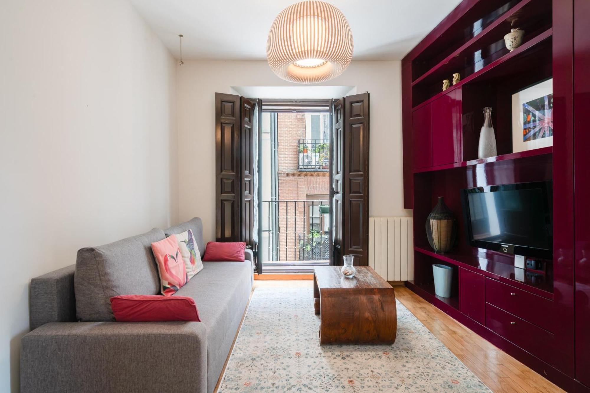 Apartamento Exterior En Lavapies Alquiler Temporal มาดริด ภายนอก รูปภาพ