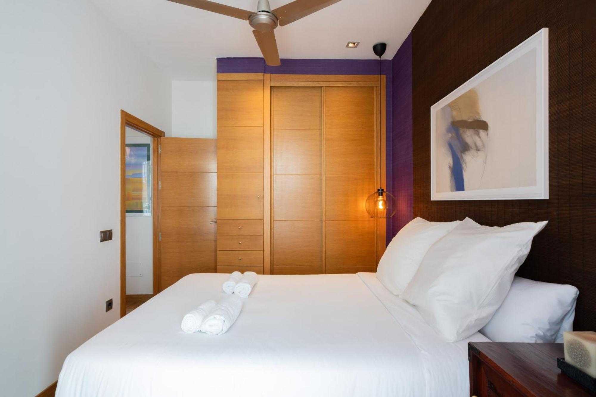 Apartamento Exterior En Lavapies Alquiler Temporal มาดริด ภายนอก รูปภาพ