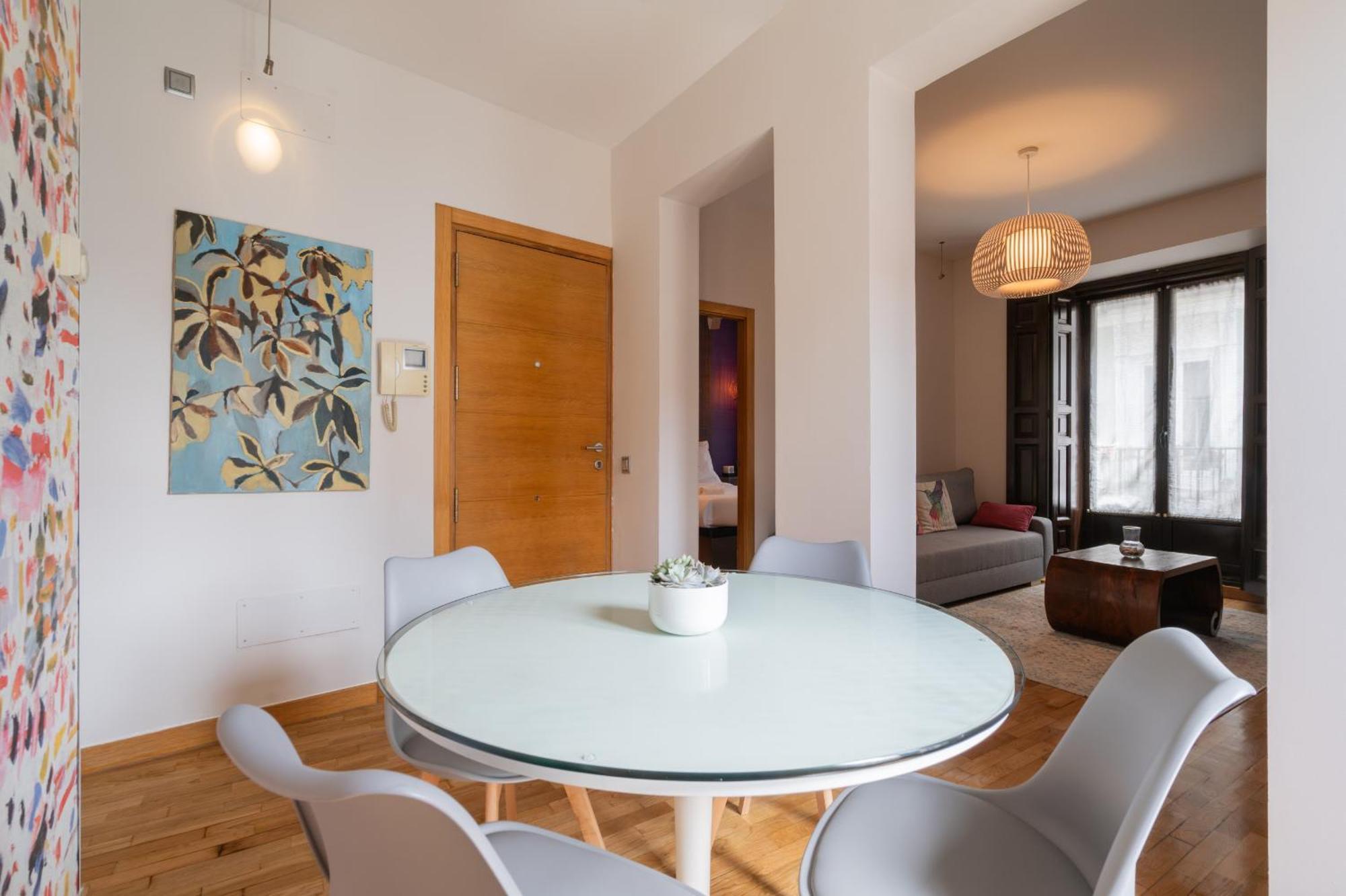 Apartamento Exterior En Lavapies Alquiler Temporal มาดริด ภายนอก รูปภาพ